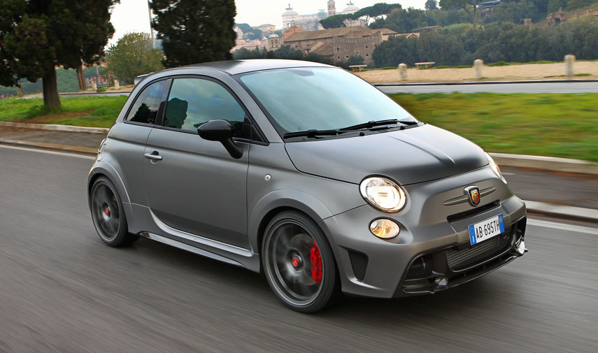 141202_Abarth_695-biposto_06