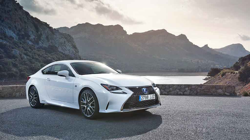 lexus-rc-300-h-1