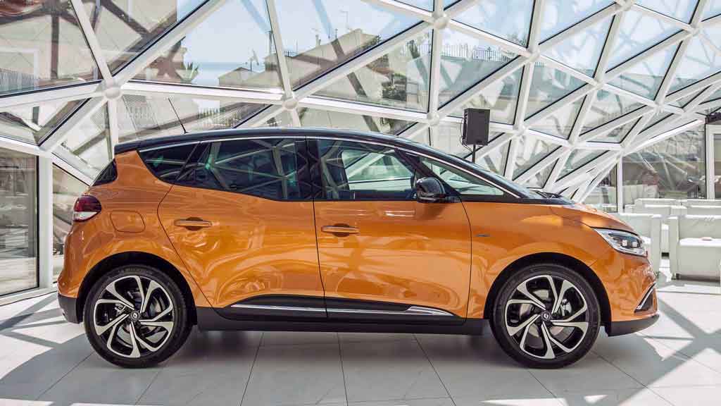 Nuova_Renault_Scenic_5