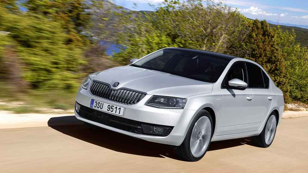 Skoda_Octavia_2