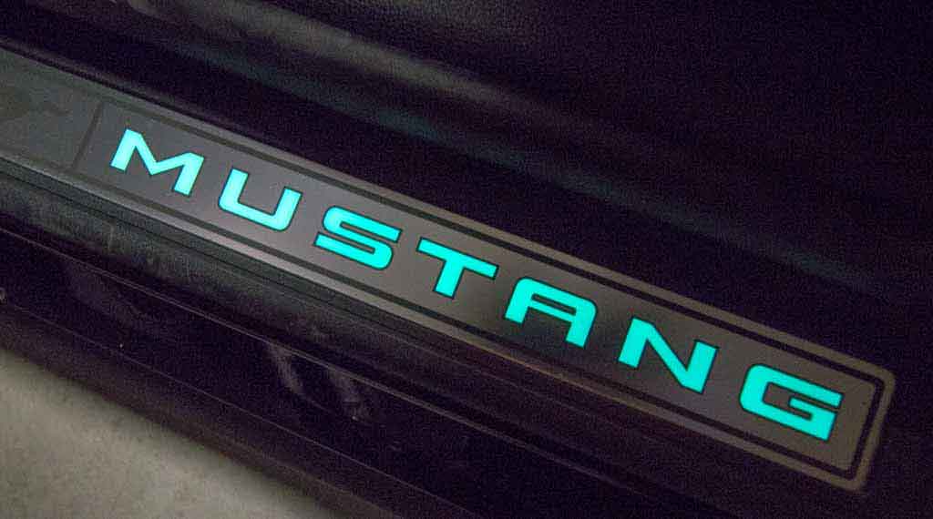 Ford_Mustang_12