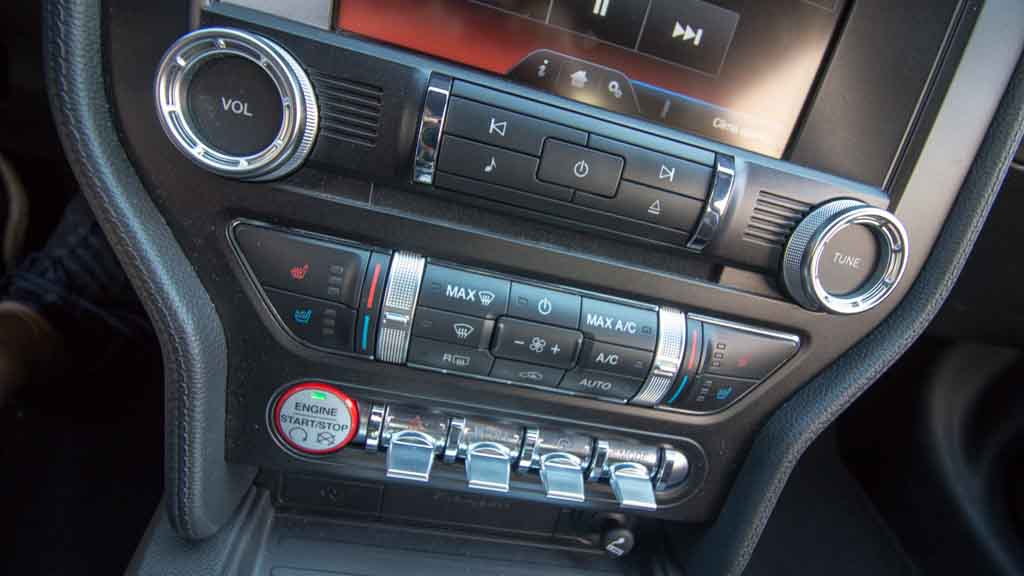 Ford_Mustang_6