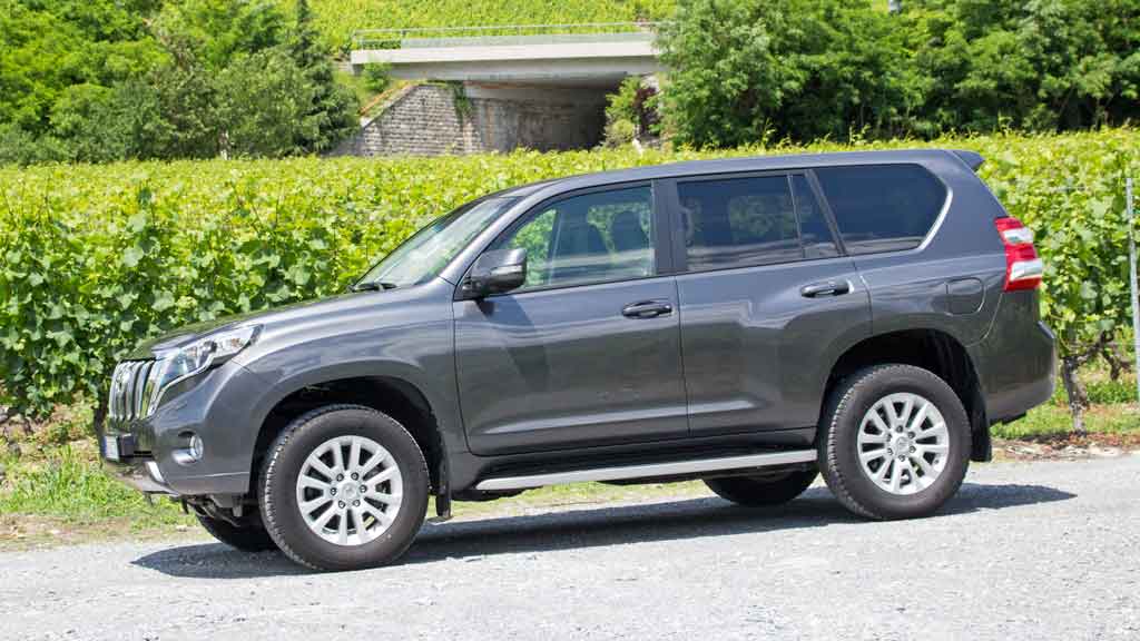 Toyota-Land-Cruiser