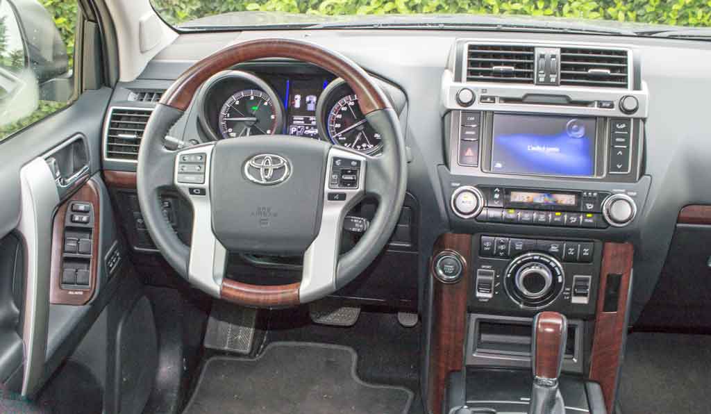 Toyota_Land_Cruiser_10
