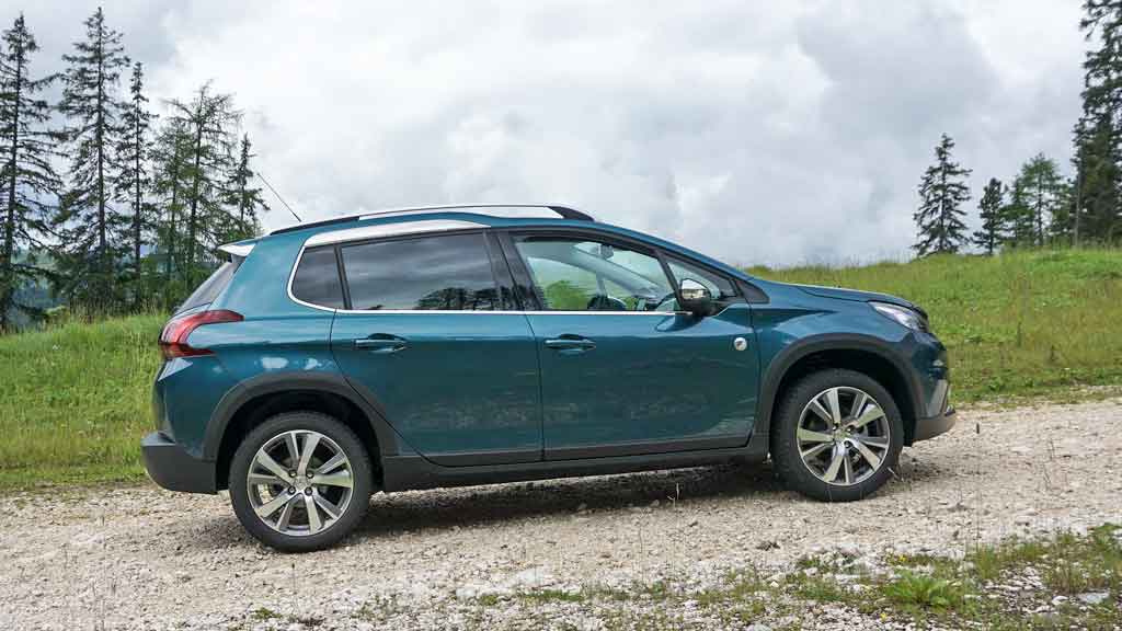 Peugeot_2008_4