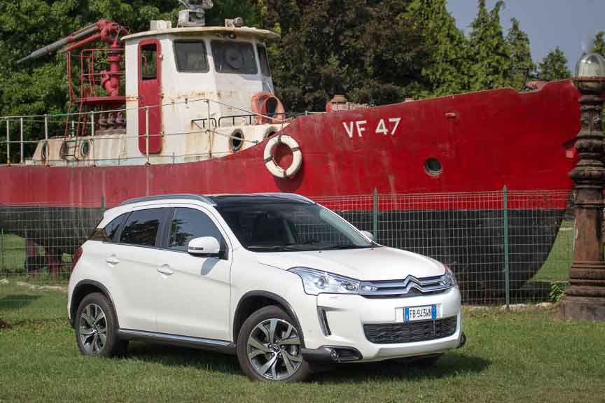 Citroen_C4_Aircross_16
