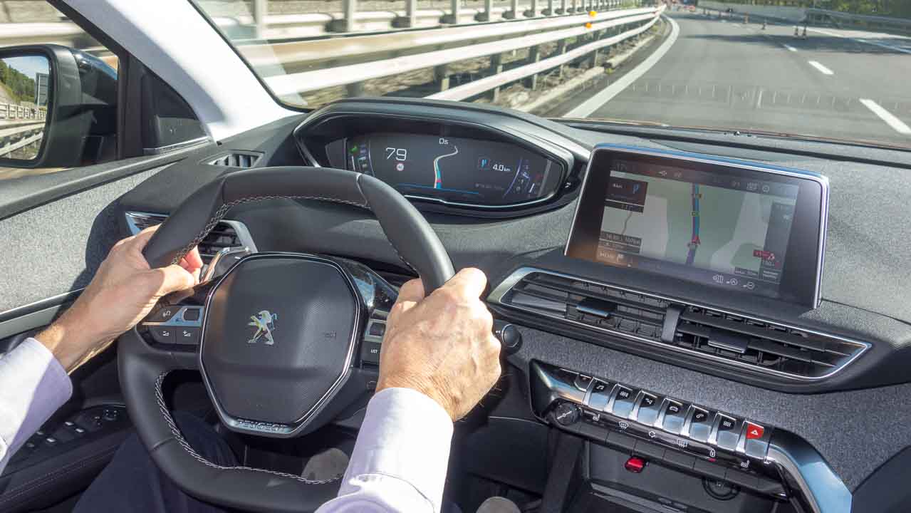 nuova_peugeot_3008_1