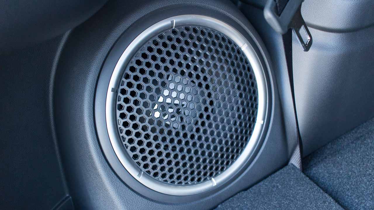 mitsubishi-oultander-awd-10
