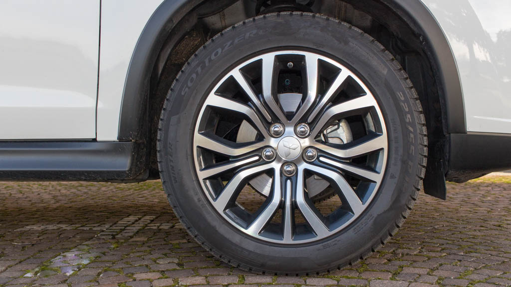 mitsubishi-asx-15