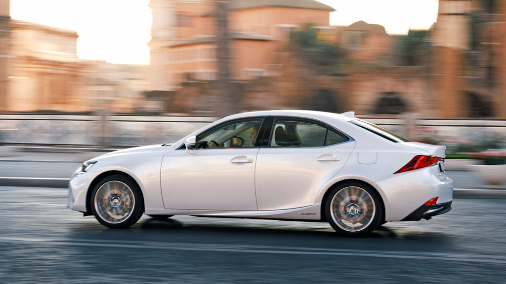 Lexus IS 2017 4