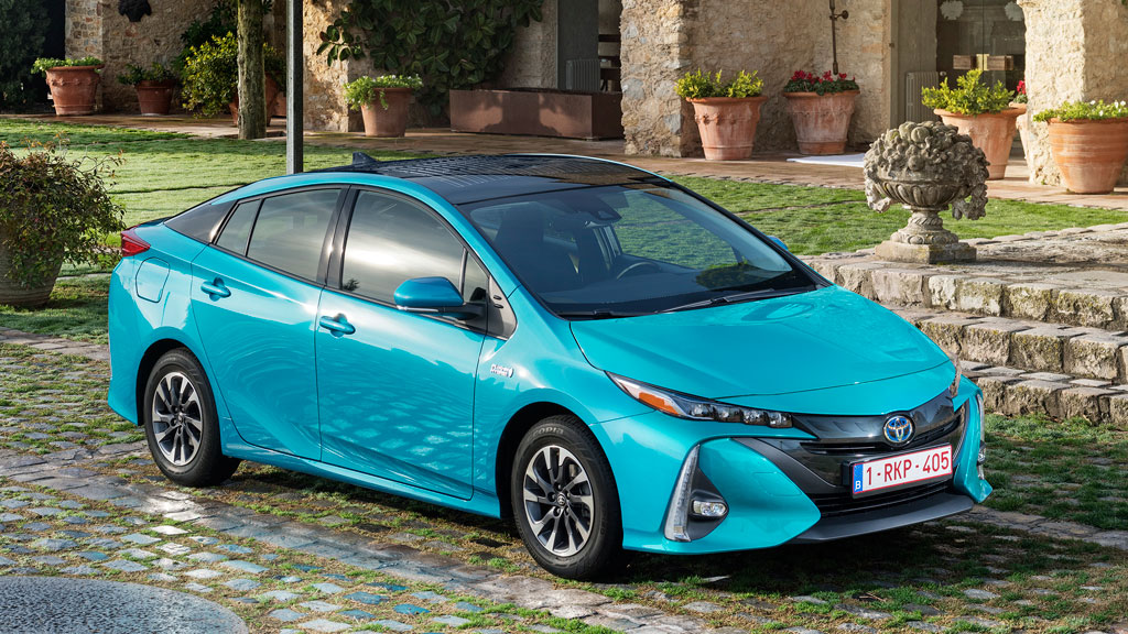 Toyota Prius Plug-in 3