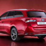 toyota-auris-wagon-2017