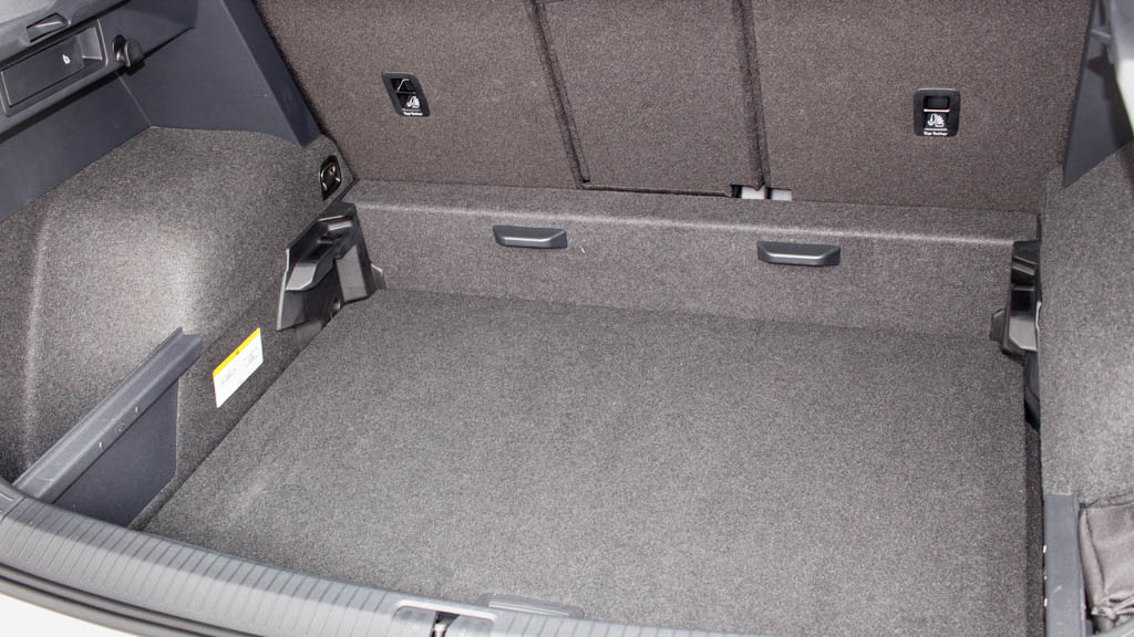 Volkswagen Tiguan 1
