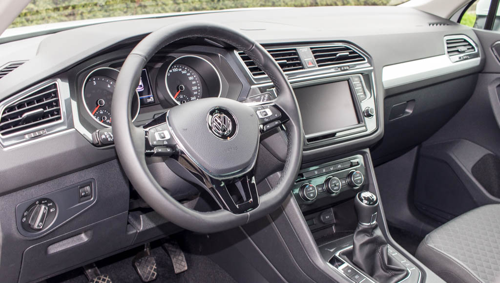 Volkswagen Tiguan 9
