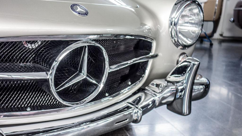 mercedes-benz classic center 7