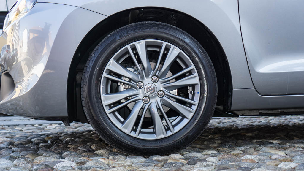 suzuki baleno ibrida7