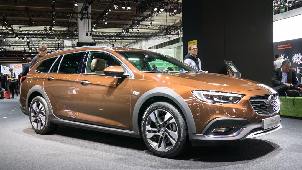 Insignia Country Tourer