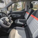 COPYRIGHT AUTOINTHECITY-00335