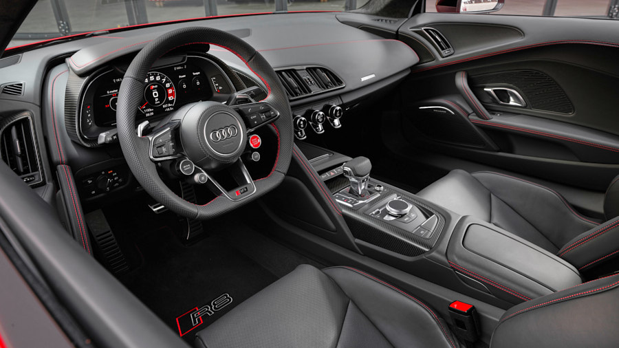 plancia Audi R8 V10 performance RWD