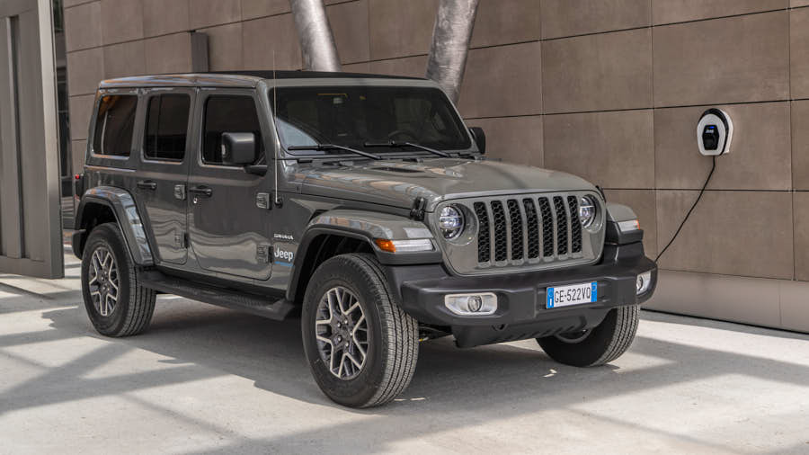 jeep wrangler 4xe sahara