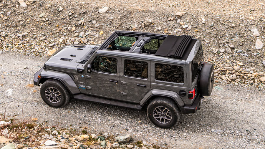 jeep wrangler 4xe sahara