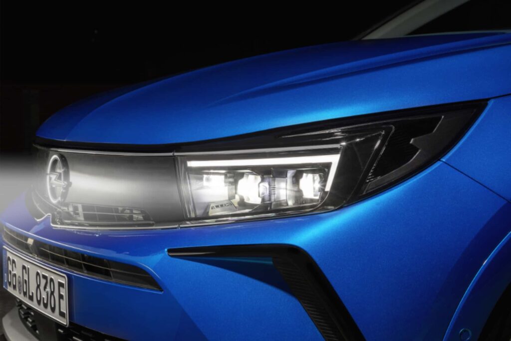 fari opel intellilux