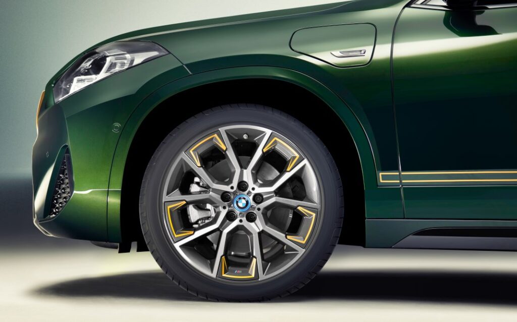 BMW X2 Edition GoldPlay cerchi