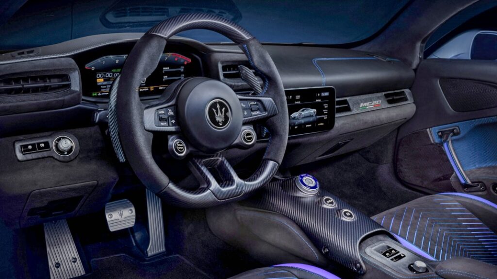 maserati mc20 interior