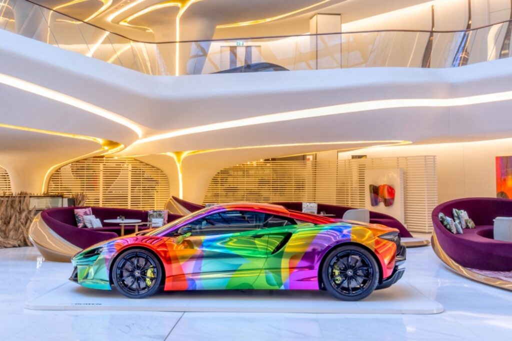 mclaren artura art car