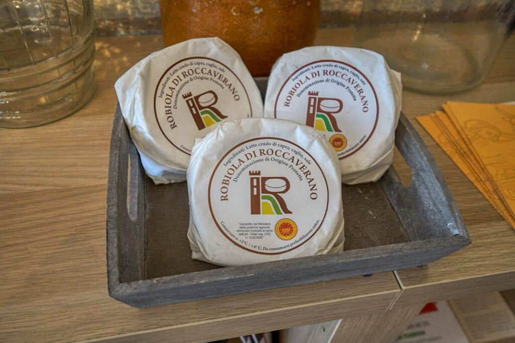 robiola di roaccaverano