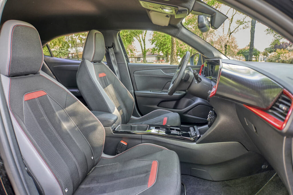 sedili opel mokka