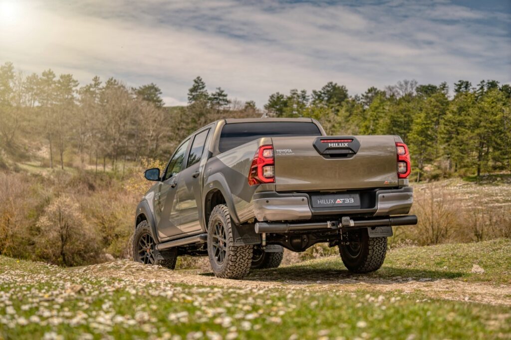 Toyota Hilux AT33 Arctic Trucks