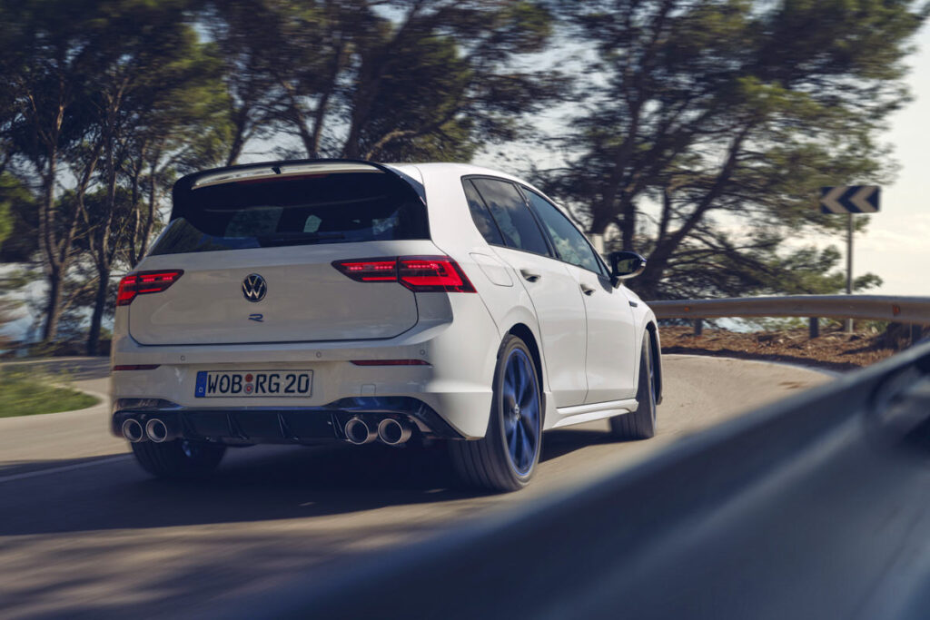 volkswagen golf r 20 years