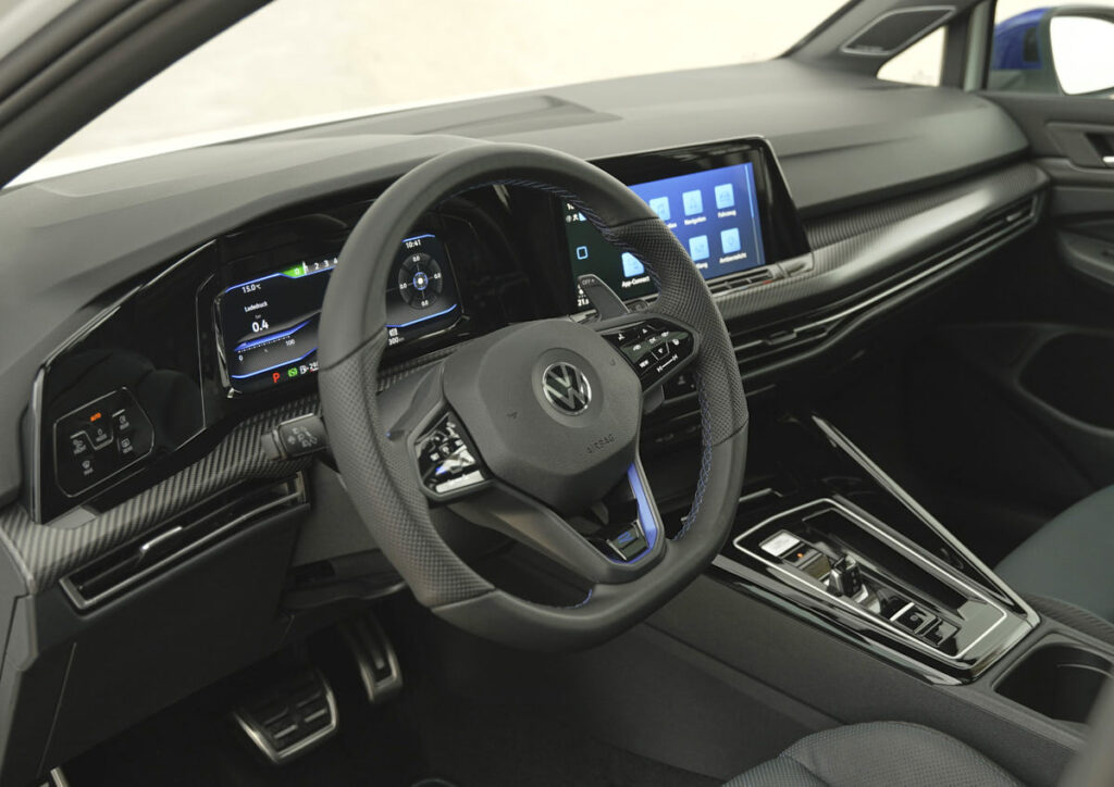 volkswagen golf r 20 years