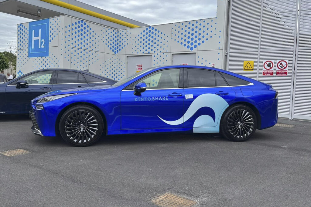 toyota mirai