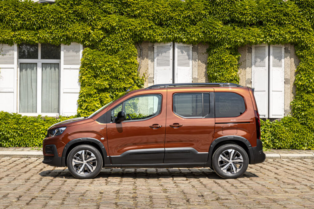 peugeot-e-rifter