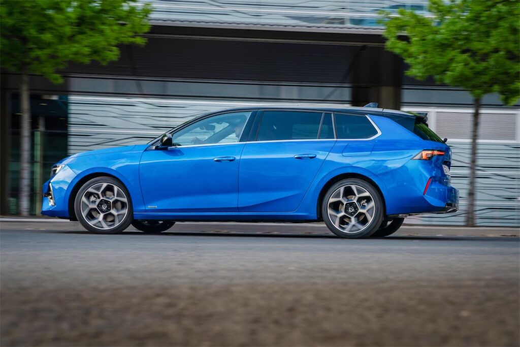opel astra wagon