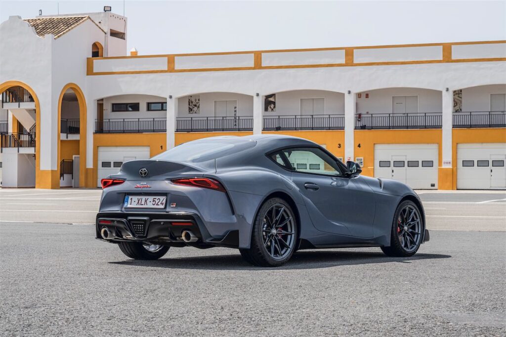 toyota supra manuale
