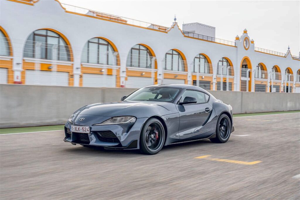 toyota supra manuale