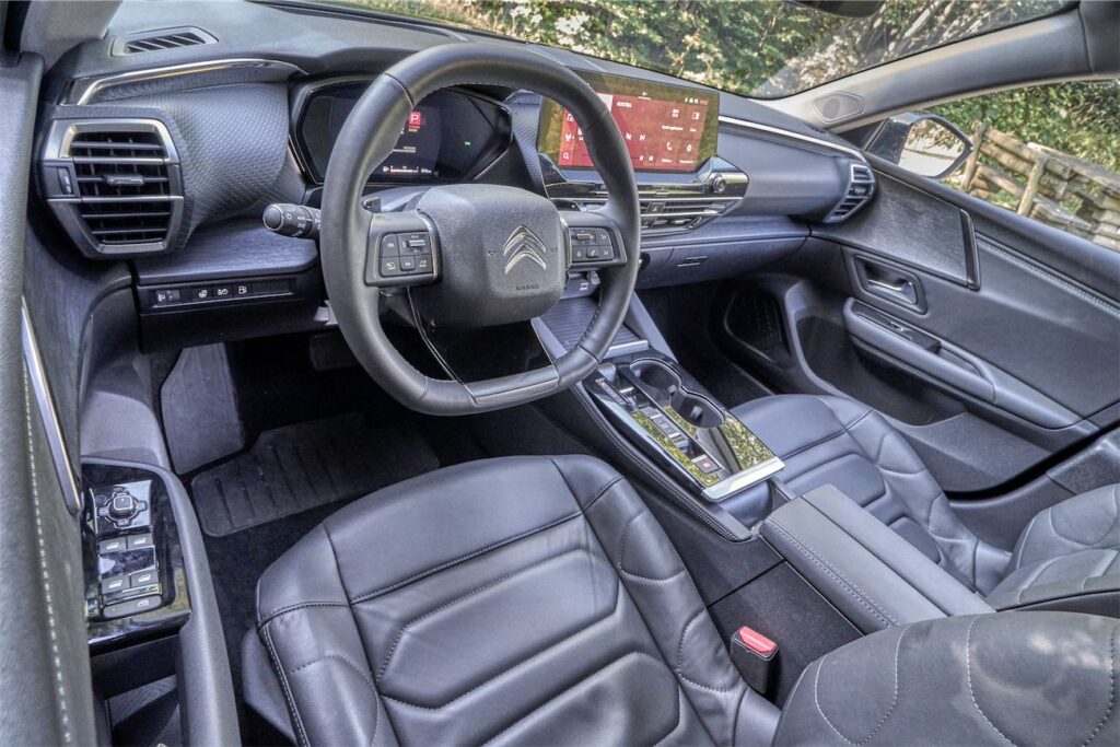 citroen c5x abitacolo
