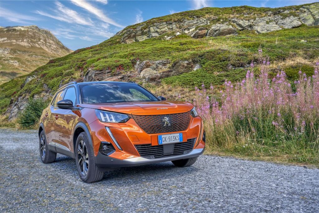 peugeot e-2008