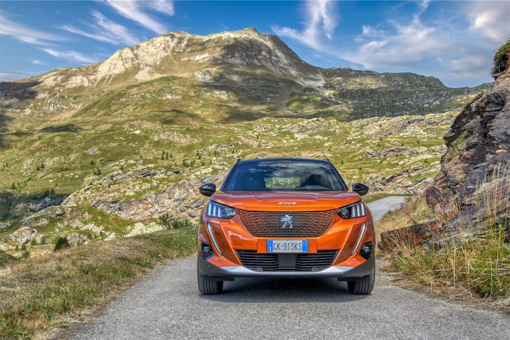 peugeot e-2008