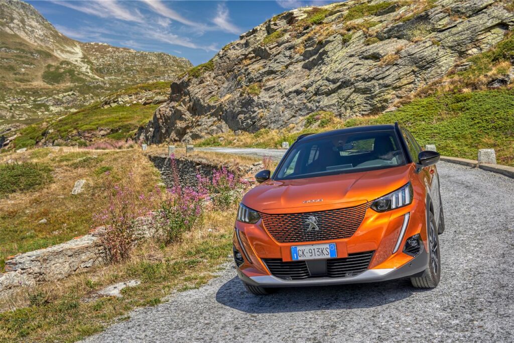 peugeot e-2008