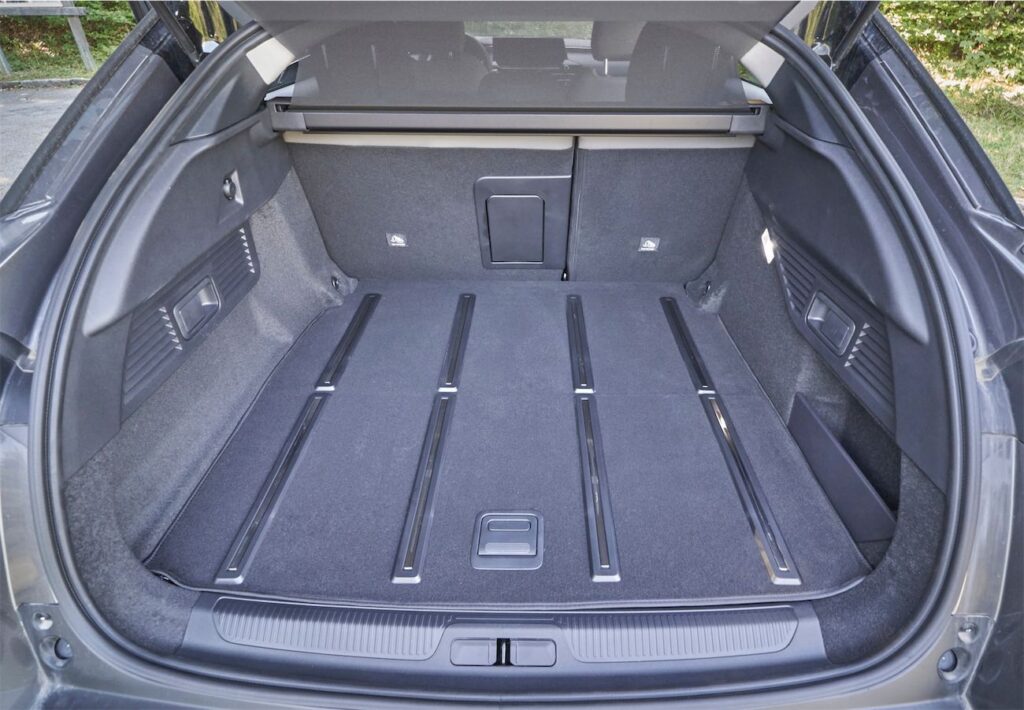citroen c5 x bagagliaio