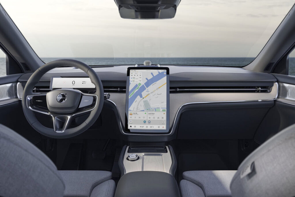 volvo ex90 cockpit