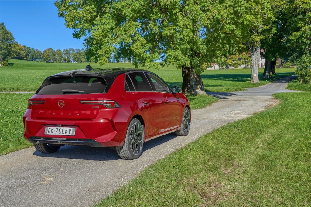 Opel Astra Plug-In Hybrid