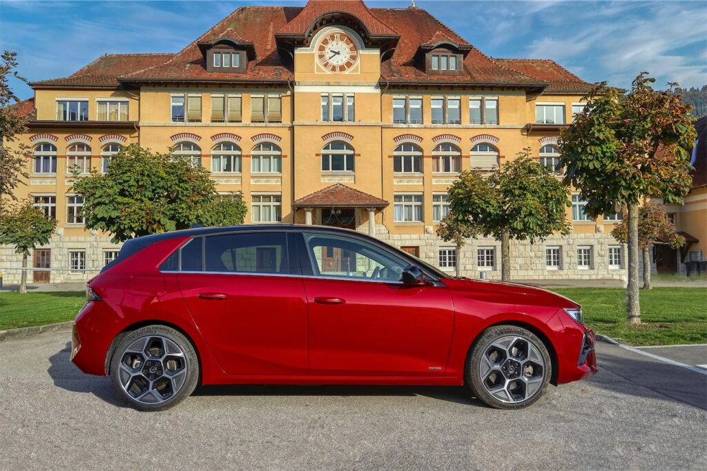 Opel Astra Plug-In Hybrid