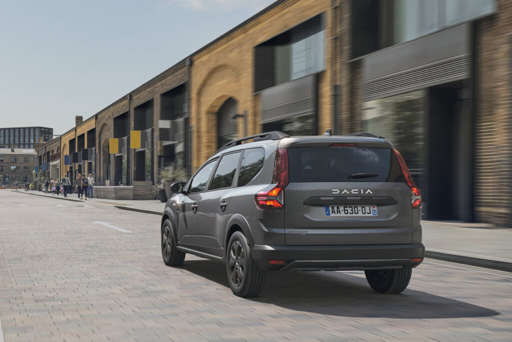 DACIA_Jogger_HYBRID
