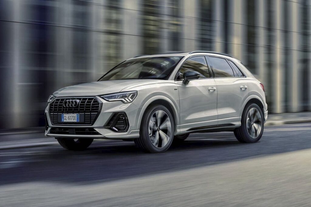 audi q3 identity black