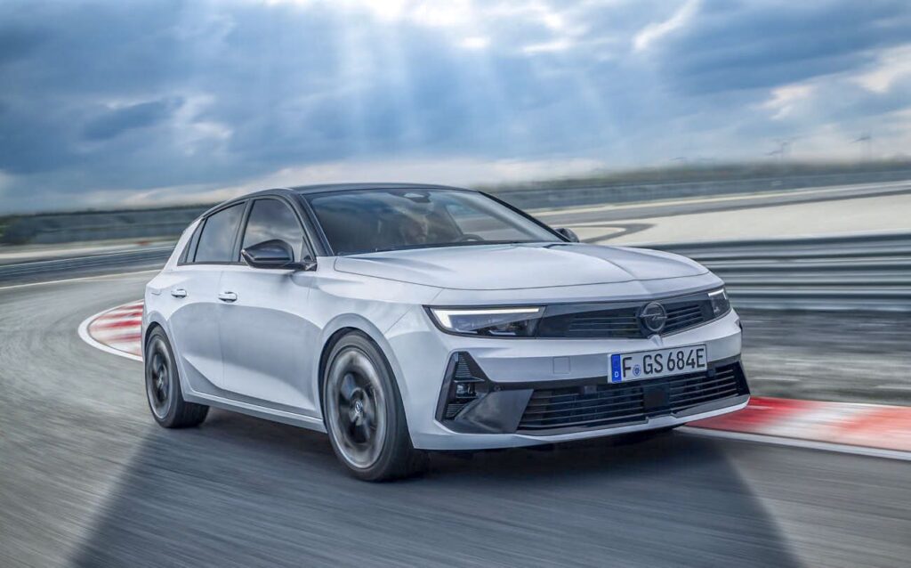 opel astra gse